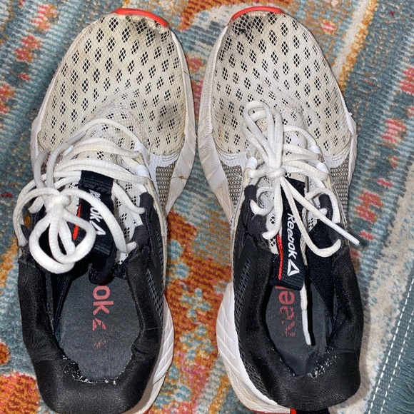 Old Reebok Shoes - Picture 2 of 3